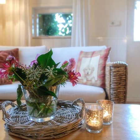 Oes-Tilber Bed and Breakfast Zweeloo Εξωτερικό φωτογραφία