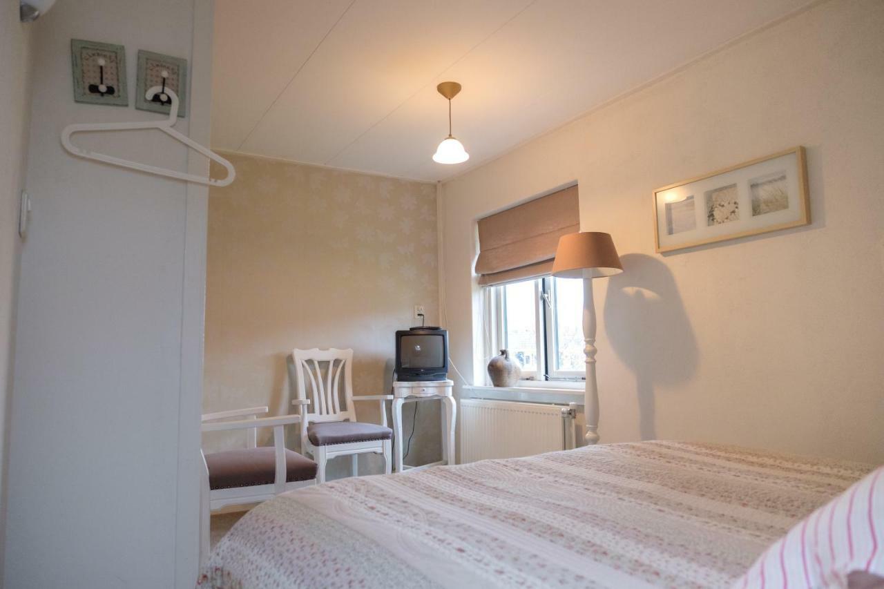 Oes-Tilber Bed and Breakfast Zweeloo Εξωτερικό φωτογραφία